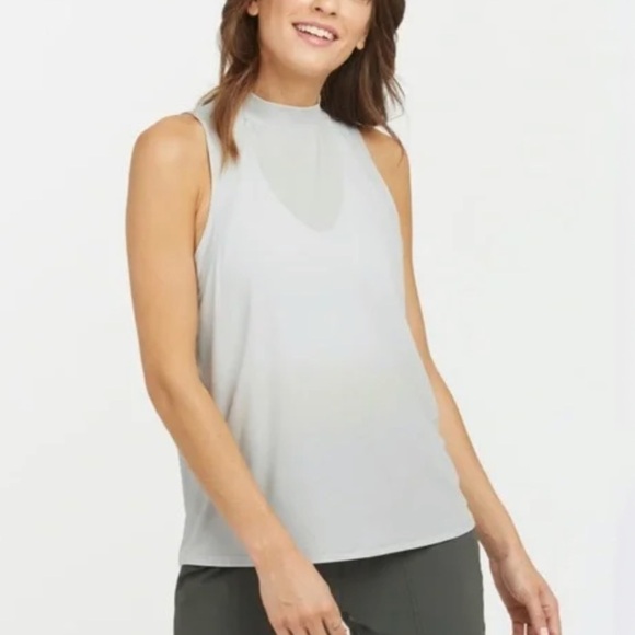 NWT Spanx Go Lightly Mock Neck Ribbed Tank Top in Cloud Grey - Picture 1 of 7